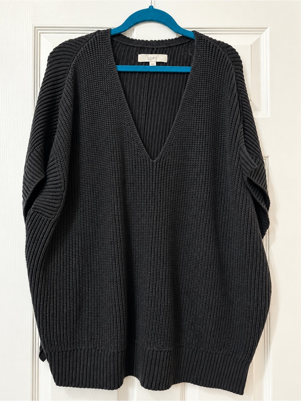 LOFT Charcoal Gray V-Neck Ribbed Knit Sweater, XL - Picture 1 of 2